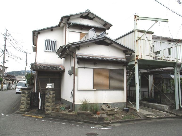 新田広芝仲井邸